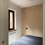Adri Apartman Faggeto Lario